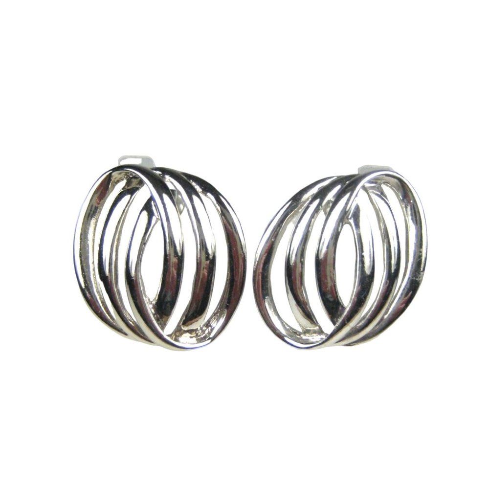 Oval Silver tone Stud Earrings Pierced Women Jewelry Interlocking Fashion 1 in